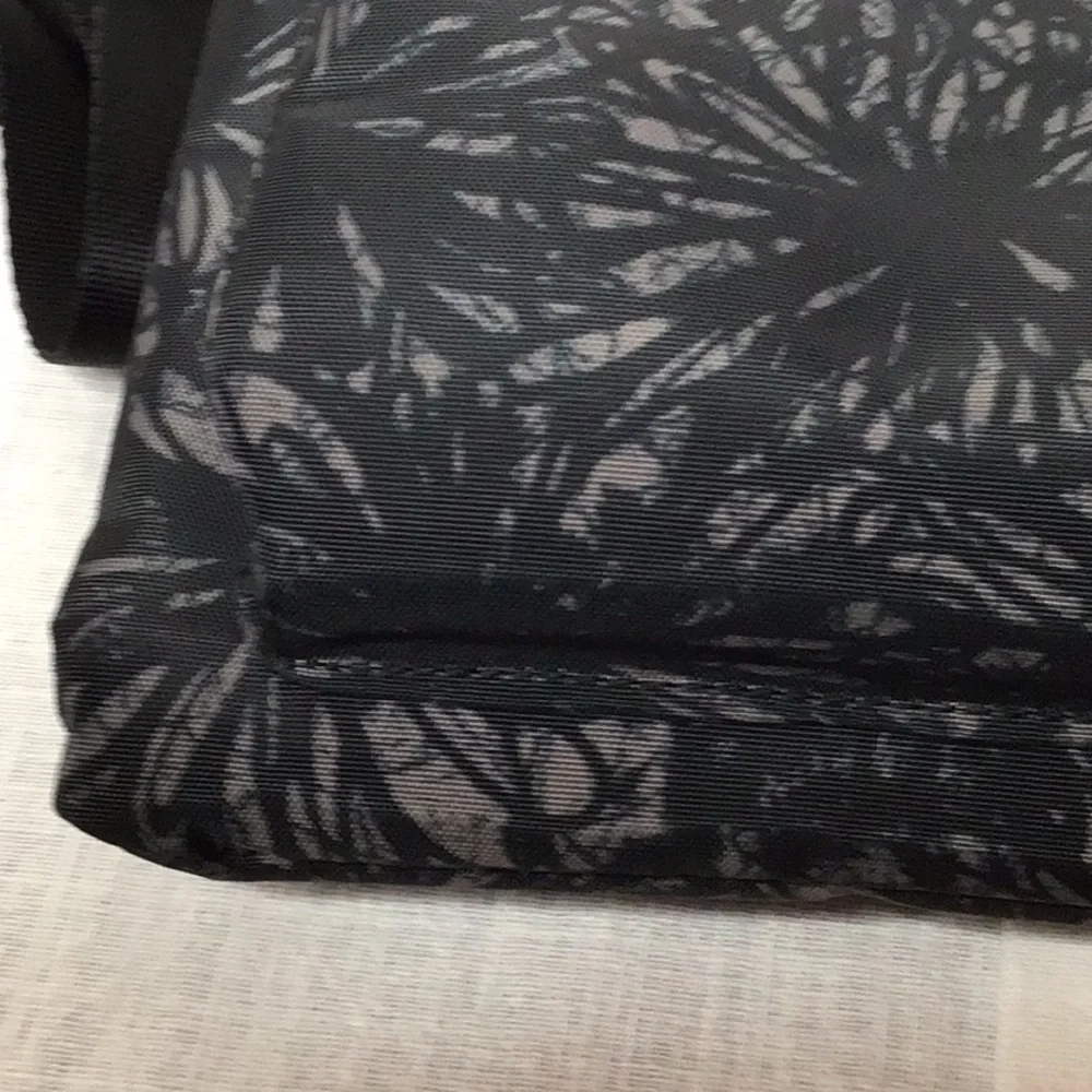 Baggallini Go Bagg Black with Gray Midnight Blossom Crossbody Messenger Bag
